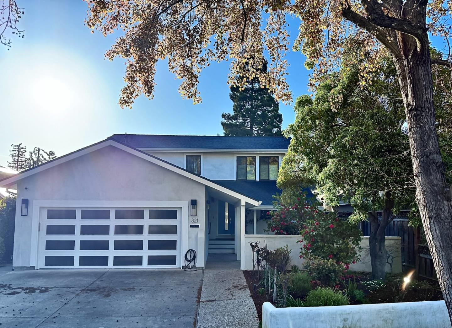 321 Arlington RD