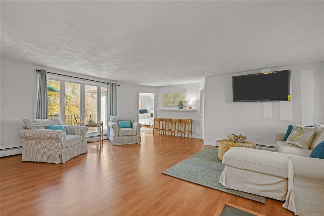 1705 Wampanoag Trail