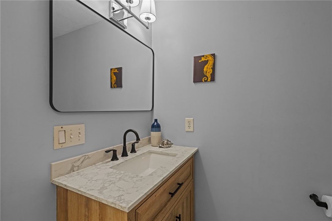 1705 Wampanoag Trail