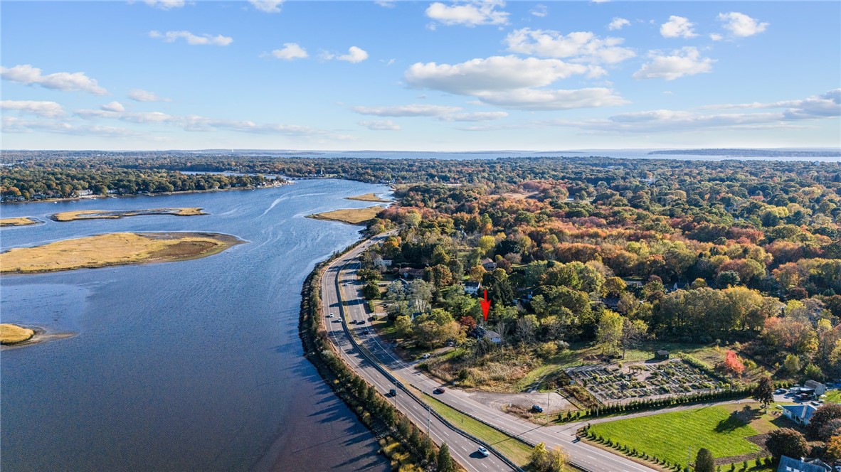 1705 Wampanoag Trail