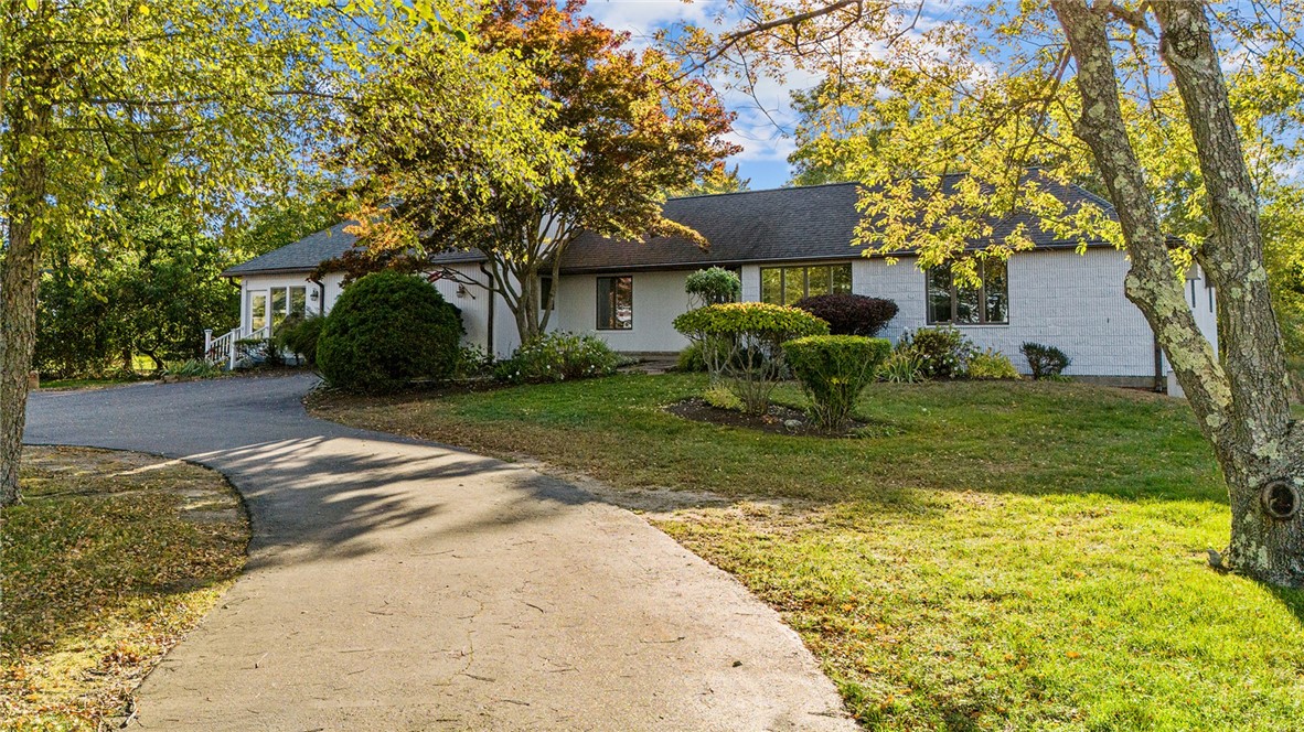 1705 Wampanoag Trail