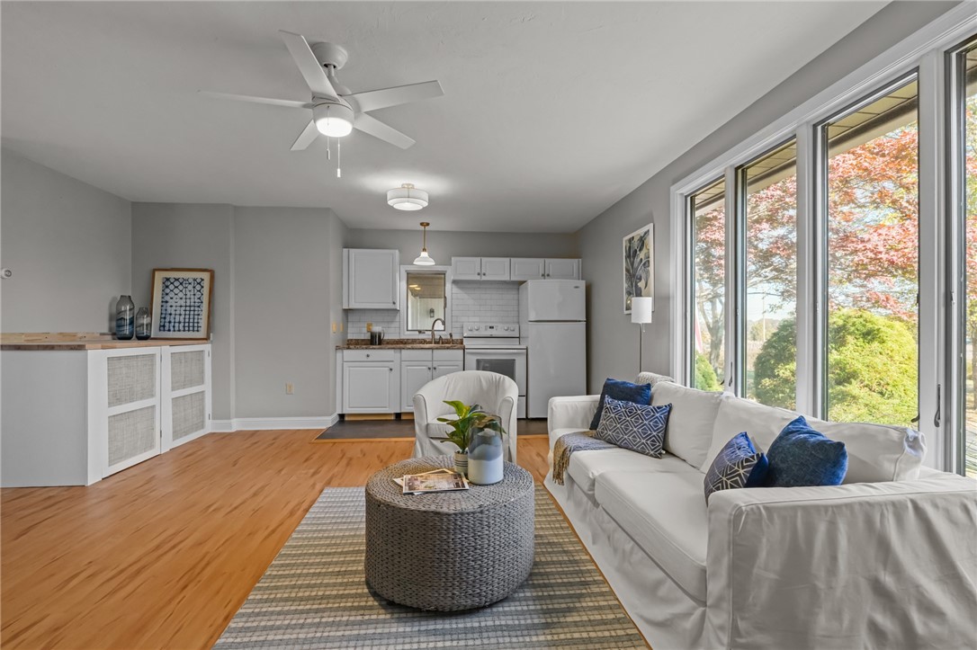 1705 Wampanoag Trail