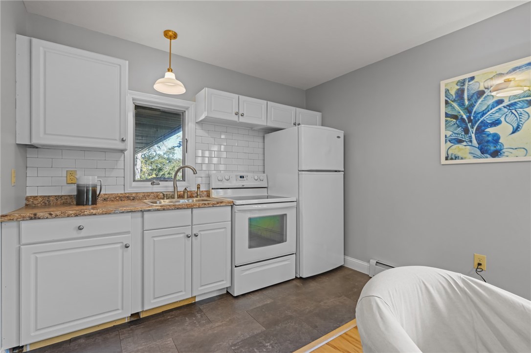 1705 Wampanoag Trail