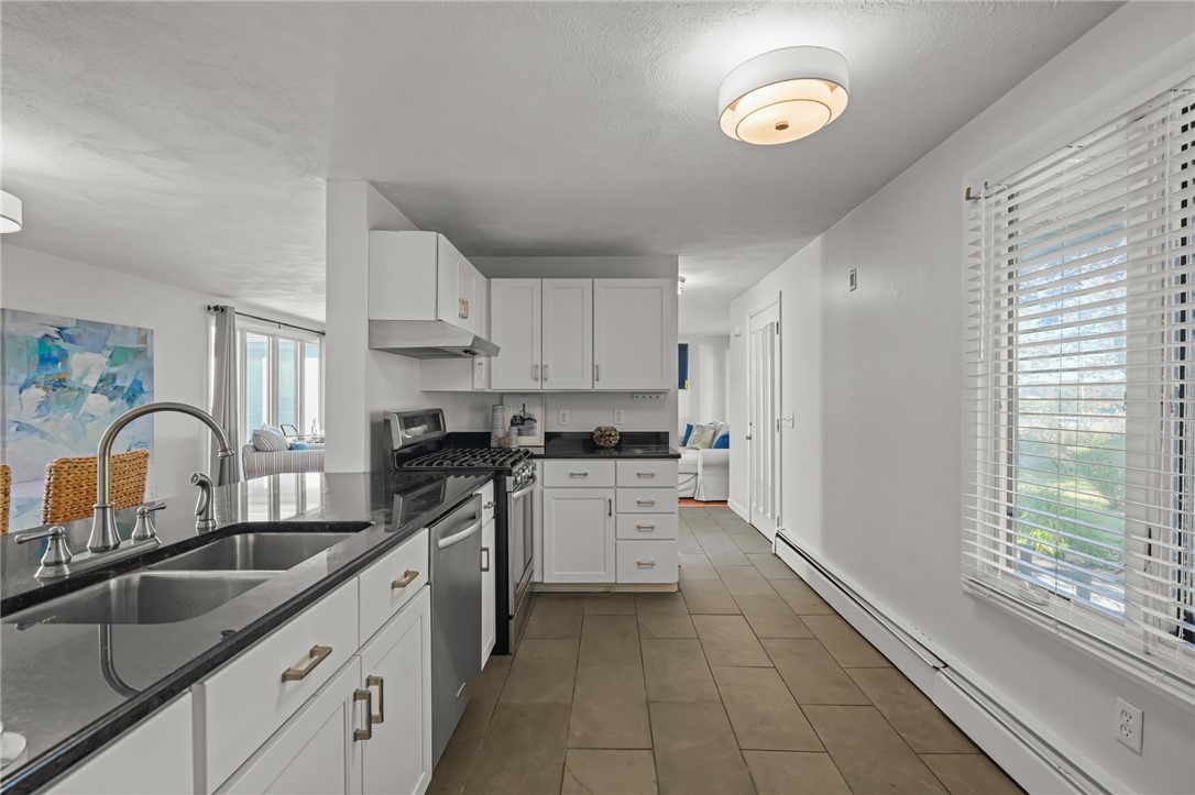 1705 Wampanoag Trail