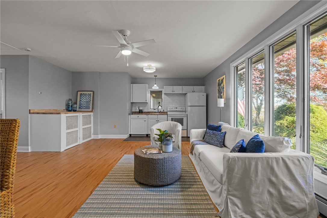 1705 Wampanoag Trail