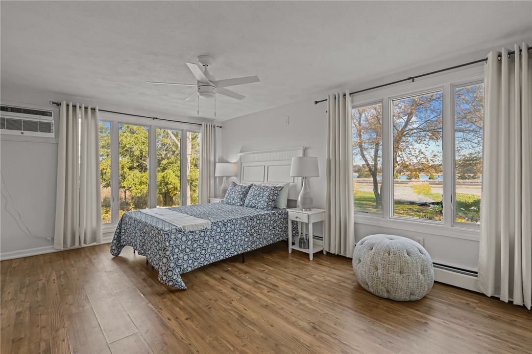 1705 Wampanoag Trail