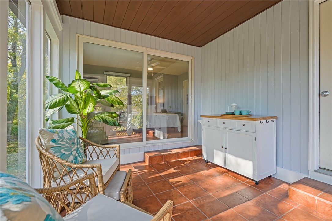 1705 Wampanoag Trail