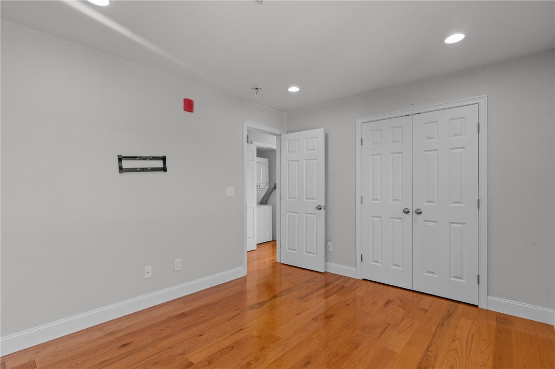 298 Wickenden Street 6