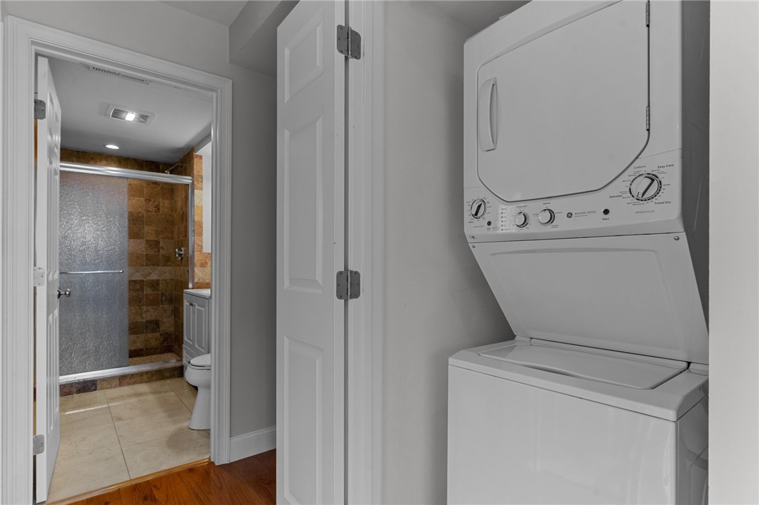 298 Wickenden Street 6