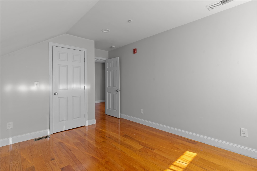 298 Wickenden Street 6