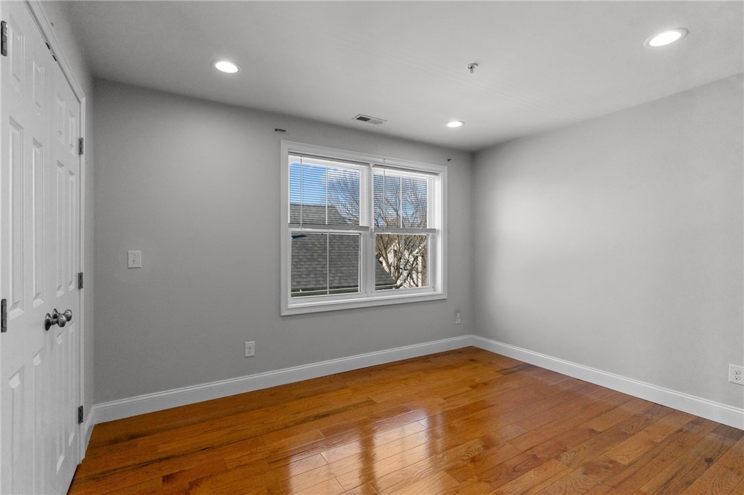 298 Wickenden Street 6