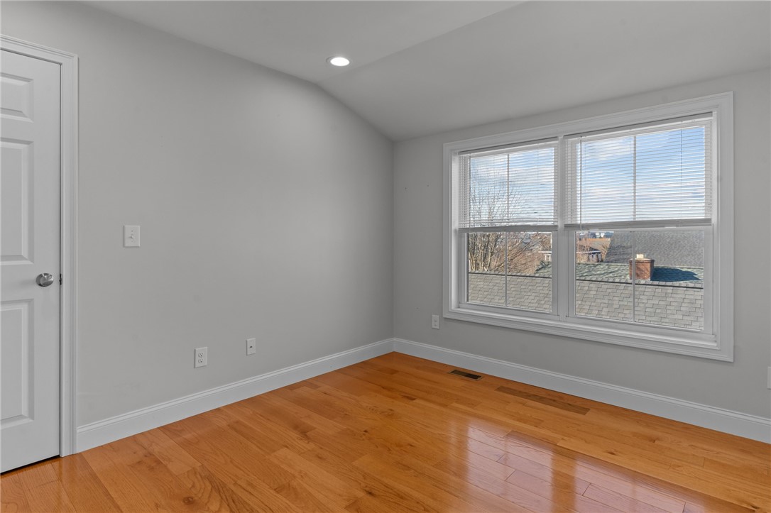 298 Wickenden Street 6