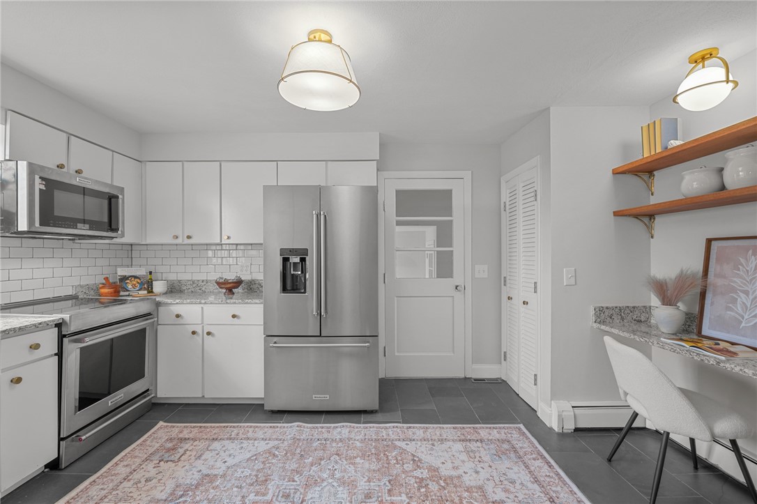 1705 Wampanoag Trail