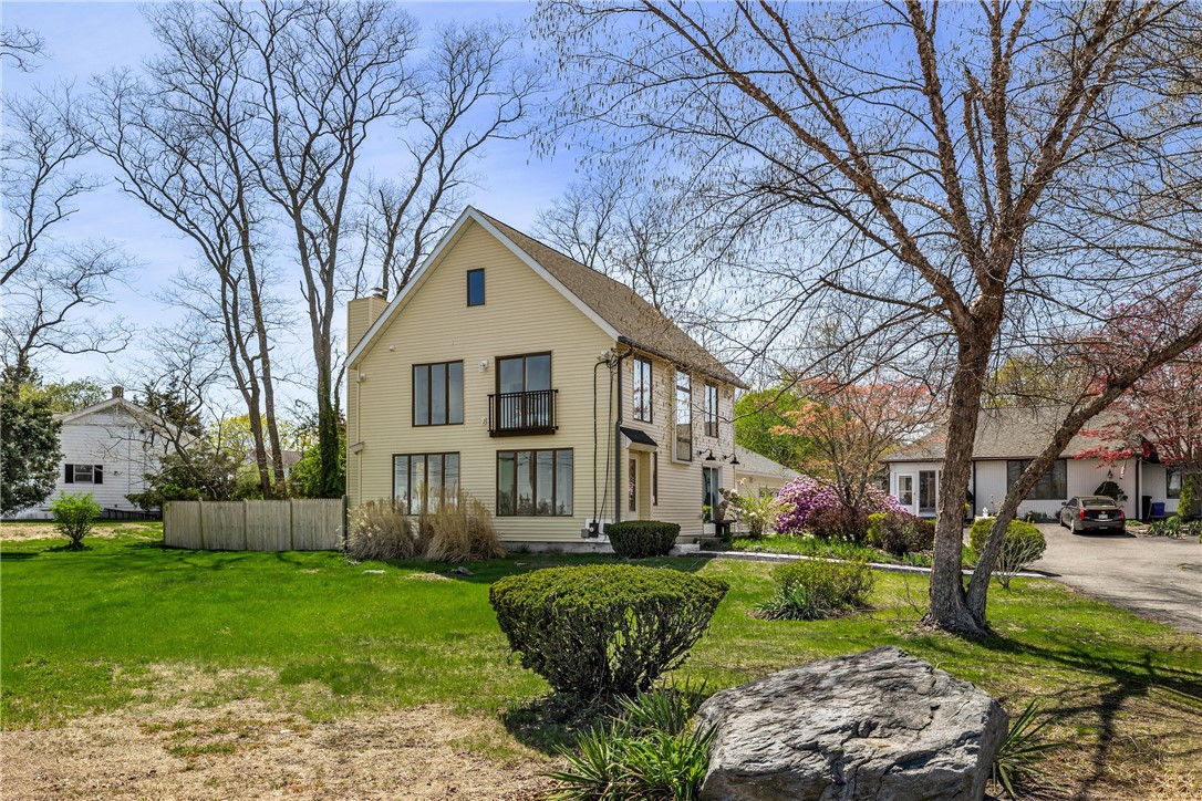 1705 Wampanoag Trail