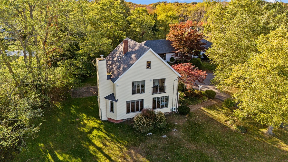 1705 Wampanoag Trail