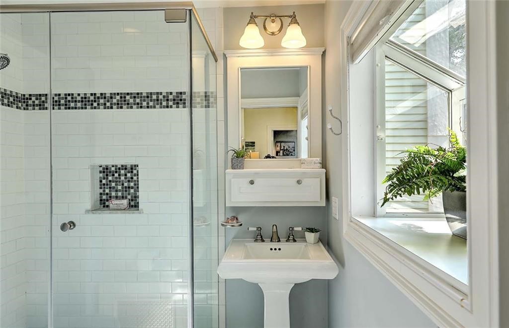 135 Williams Street 1