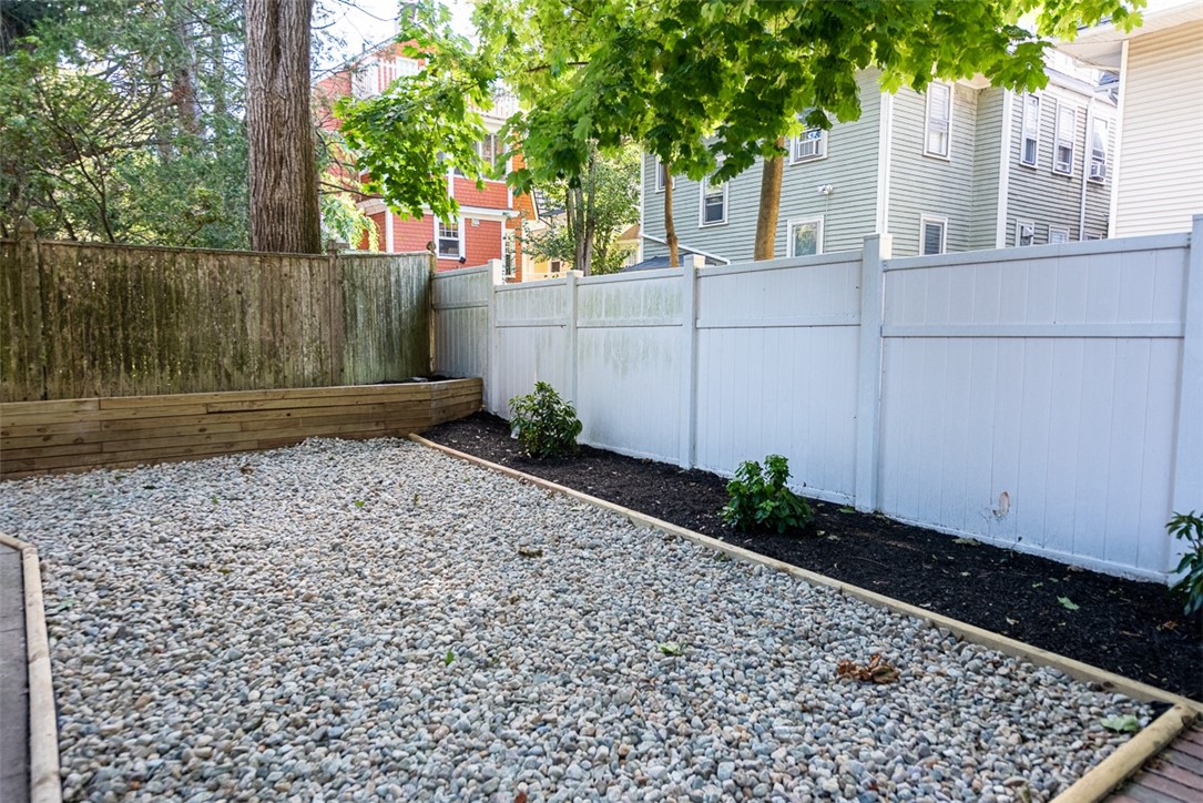 12 University Avenue