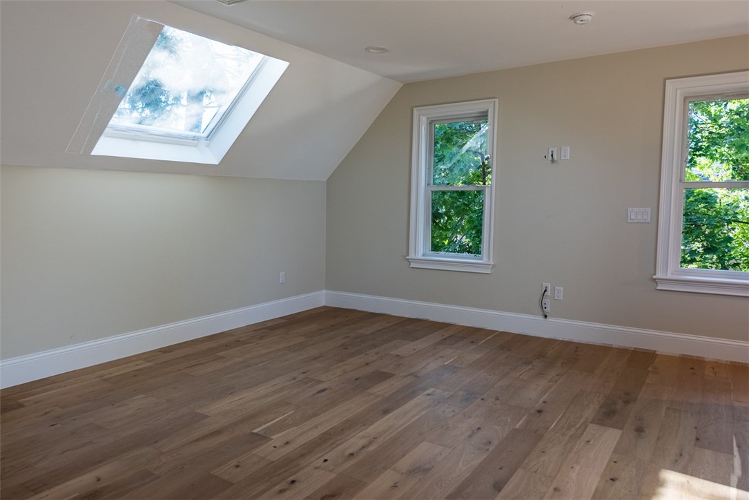 12 University Avenue