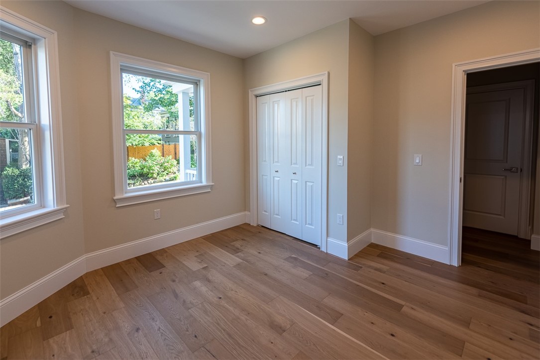 12 University Avenue