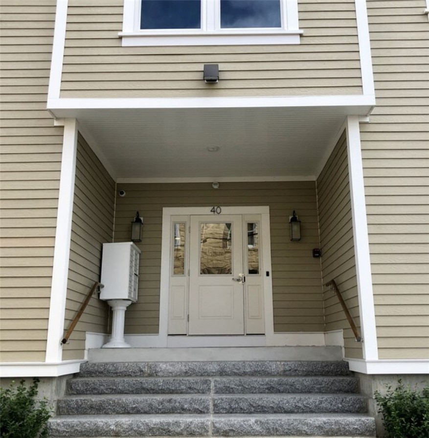 40 Jones Street 203