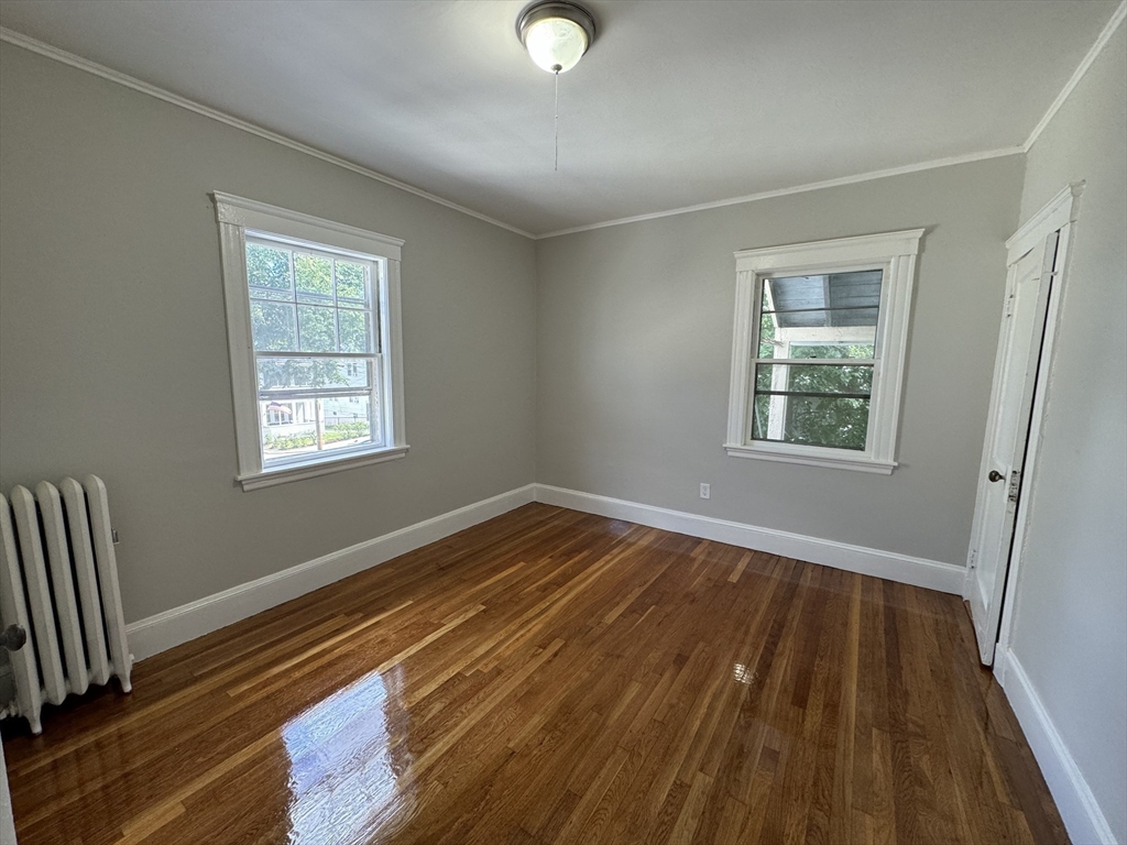 87 Oakland Street # 2A