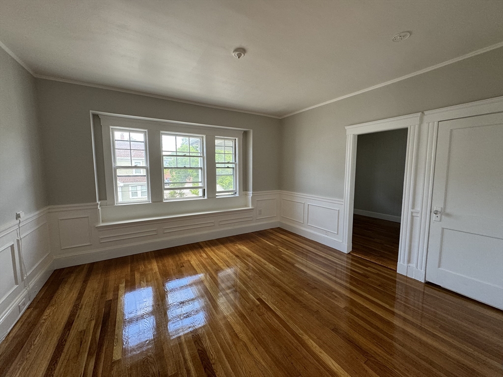 87 Oakland Street # 2A