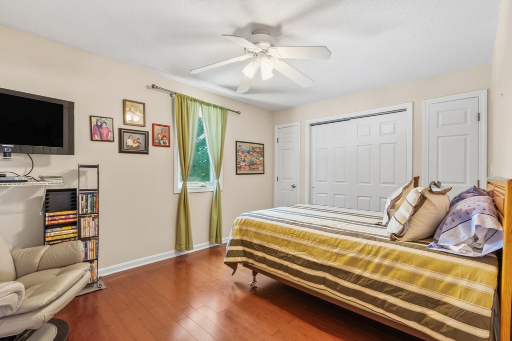 54 Jennifer Rd