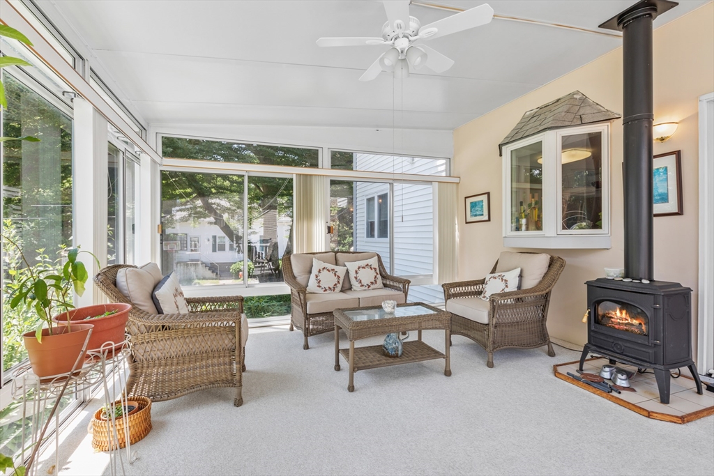 54 Jennifer Rd