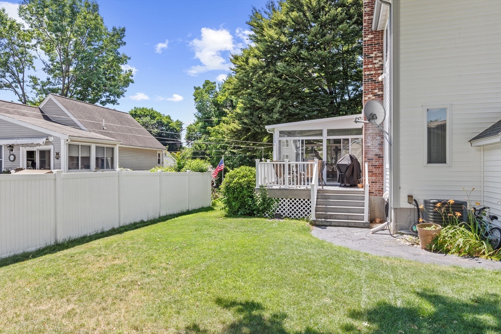 54 Jennifer Rd