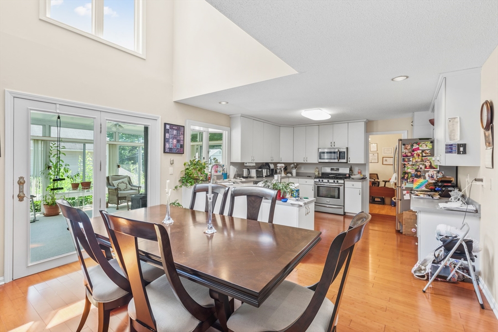 54 Jennifer Rd