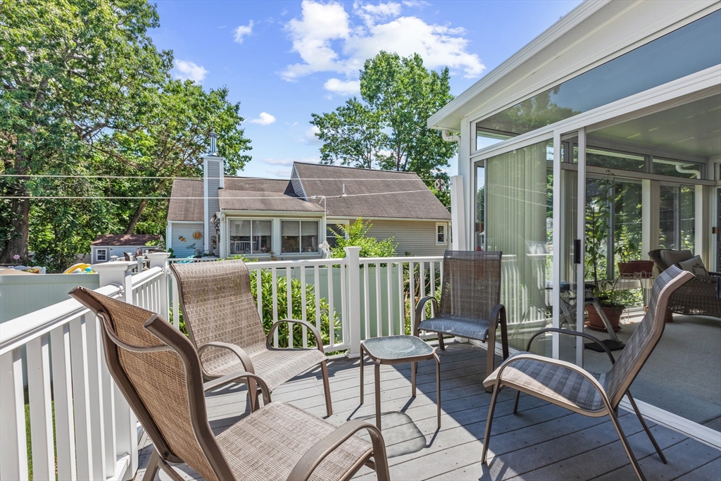 54 Jennifer Rd
