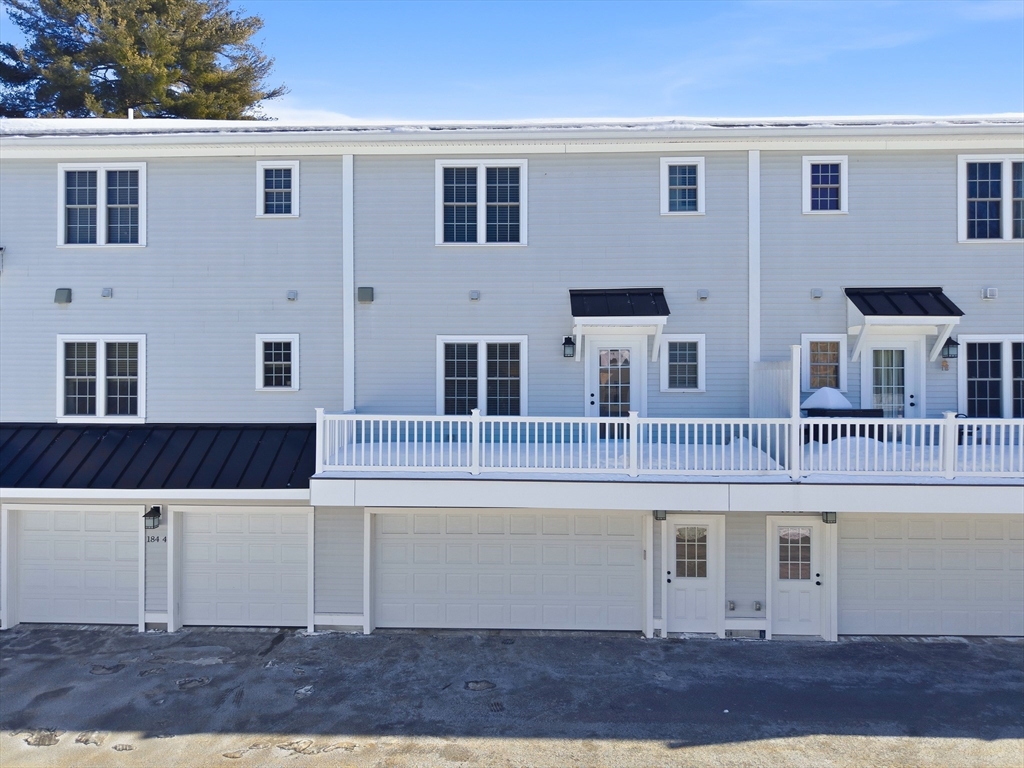 184 Main St # 3