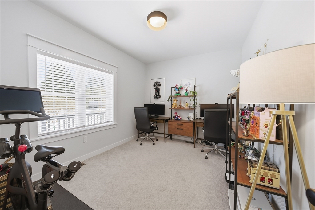 184 Main St # 3