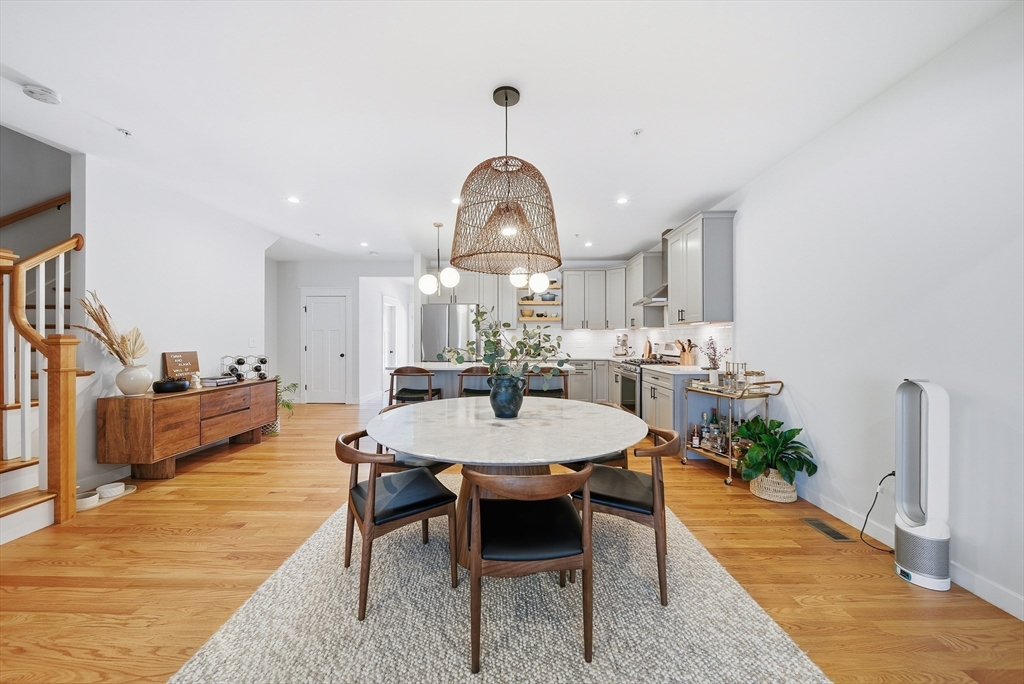 184 Main St # 3