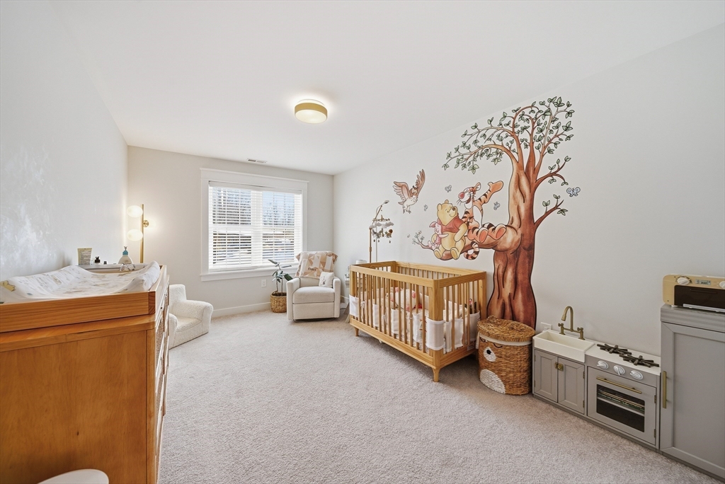 184 Main St # 3