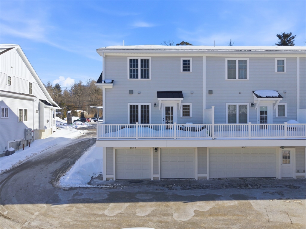 182 Main St # 4