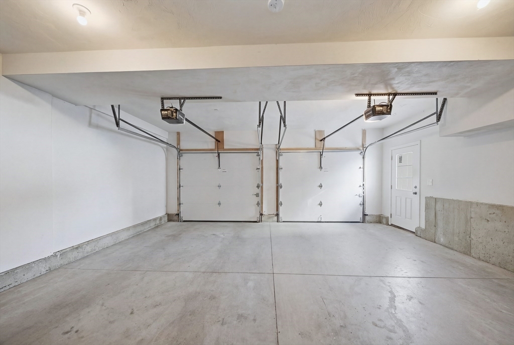 182 Main St # 4