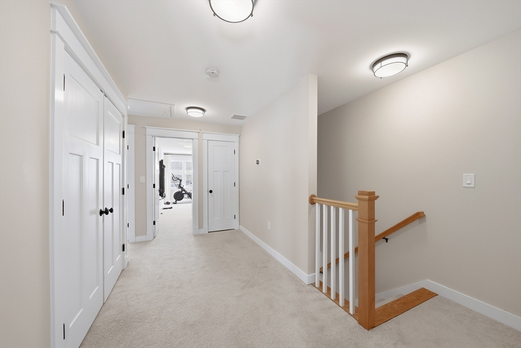 182 Main St # 4