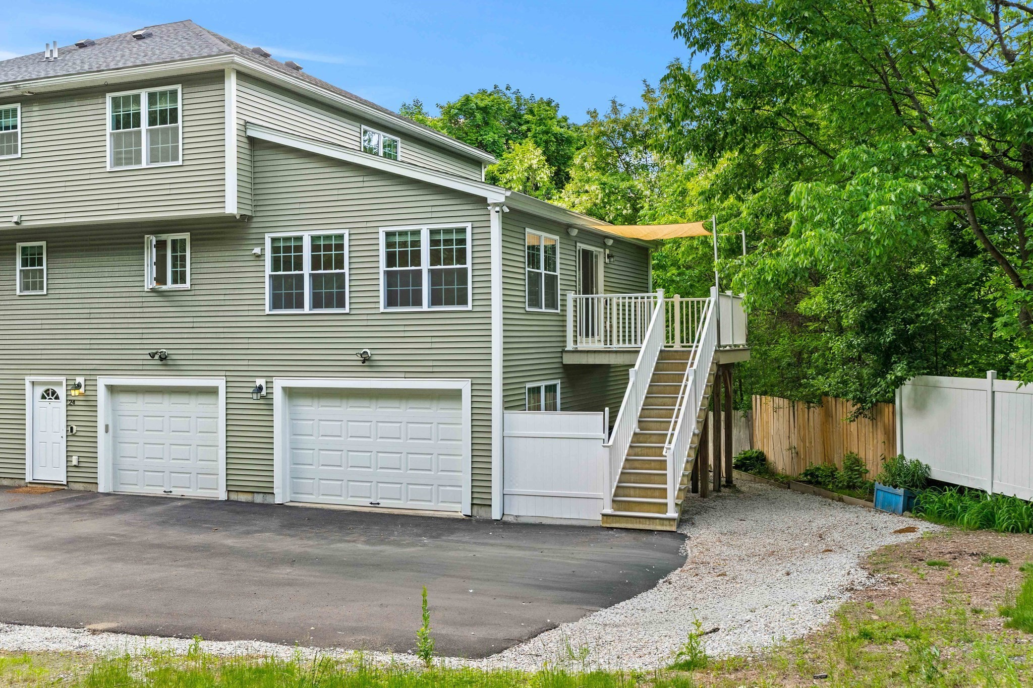 24 Bartlett Ave # 24