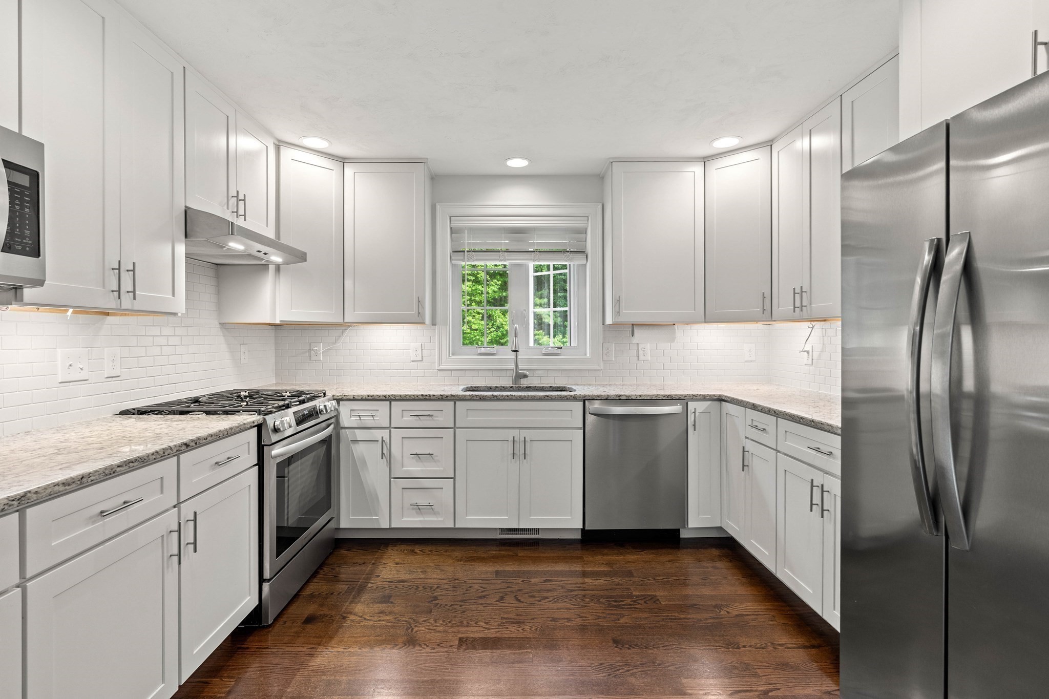 24 Bartlett Ave # 24