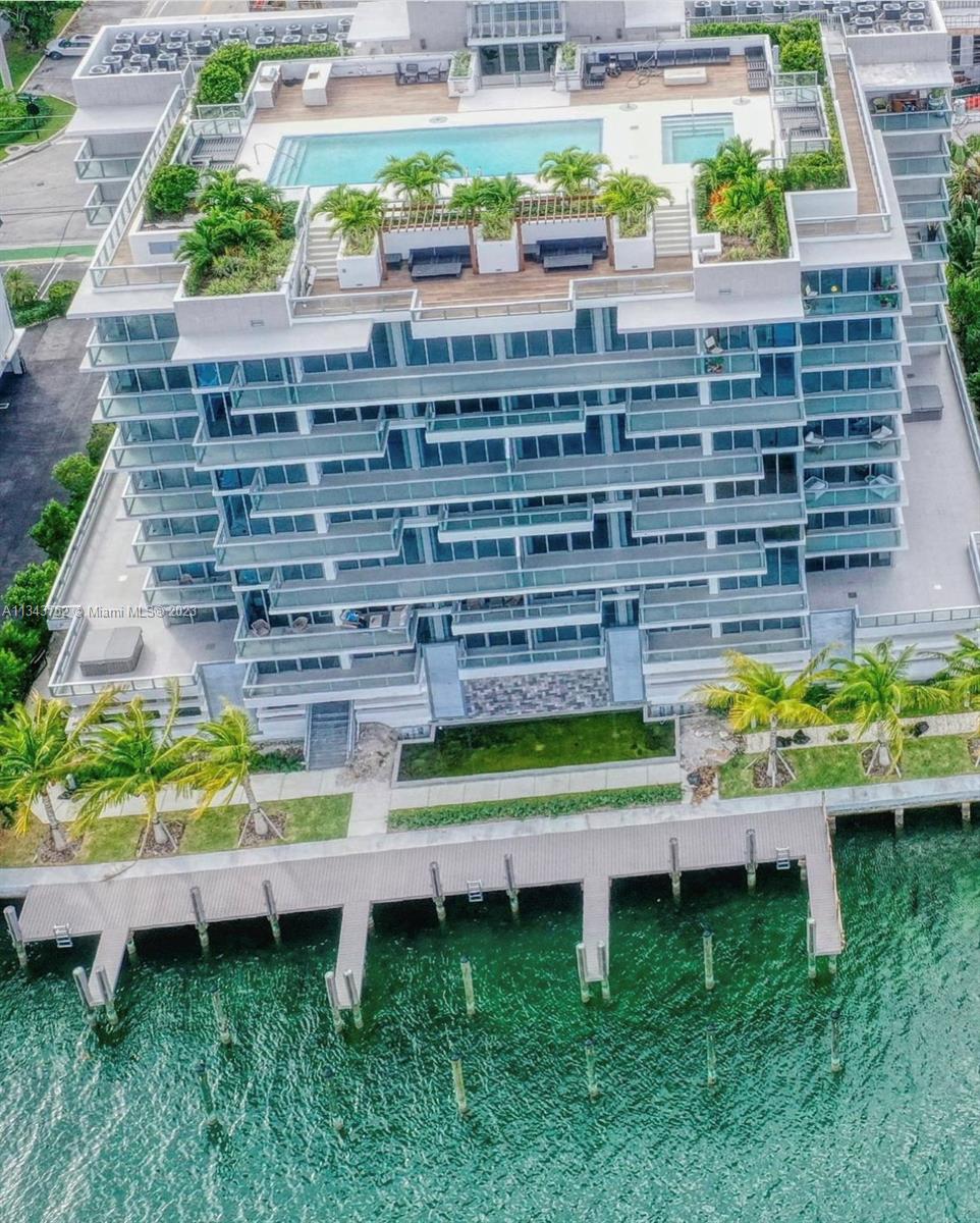 9521 E Bay Harbor Dr # 406