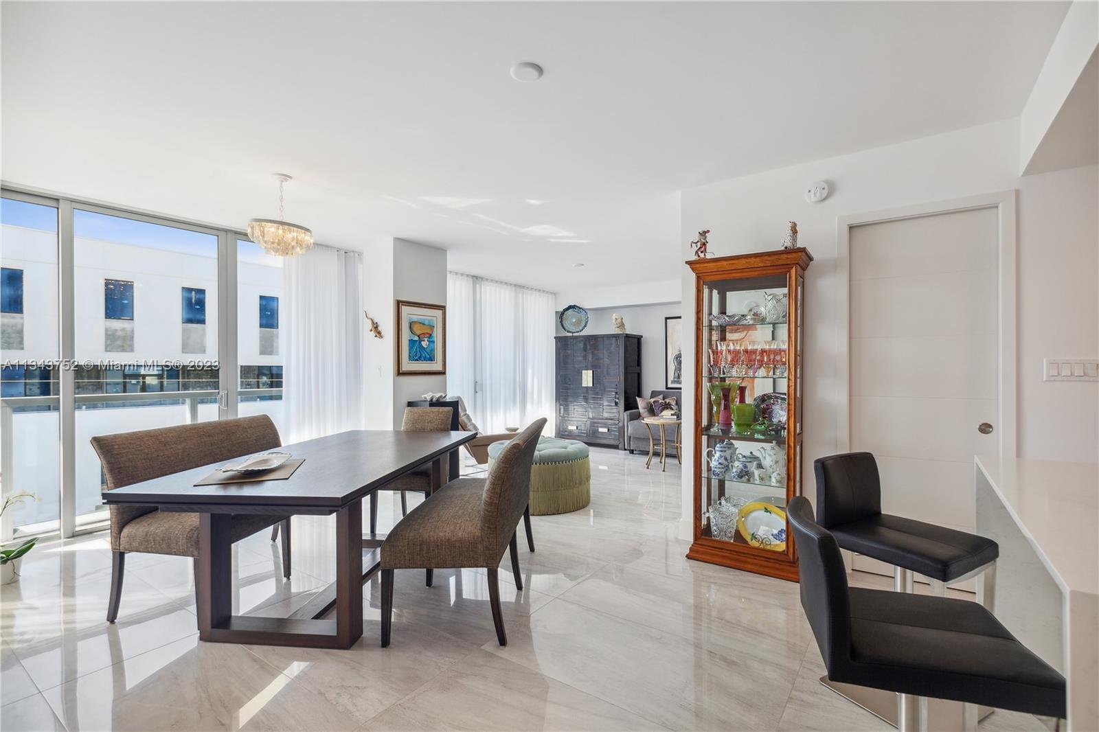 9521 E Bay Harbor Dr # 406