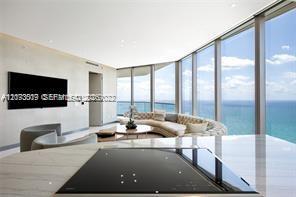 18975 Collins Ave # 5404