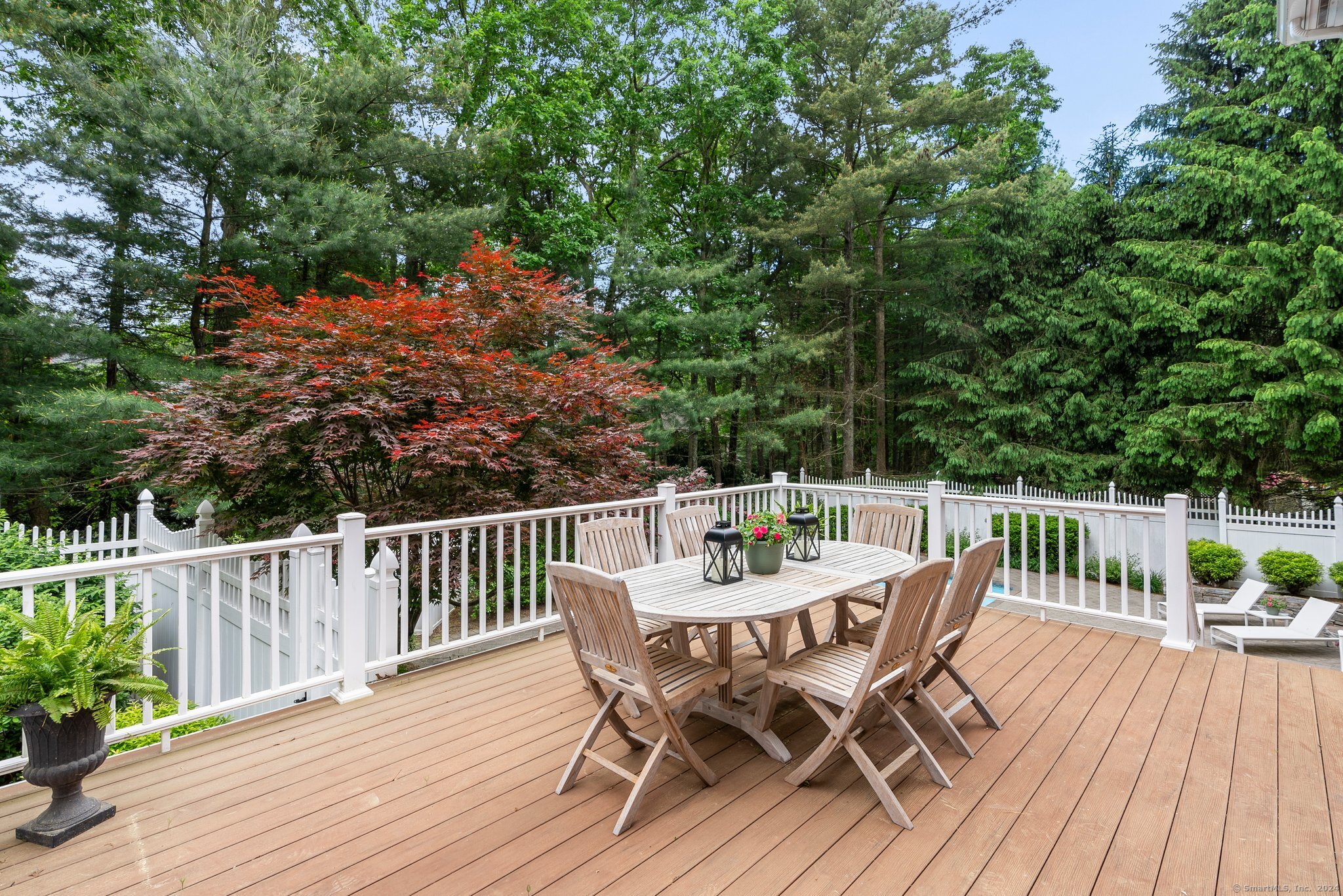 3 Farnham Way
