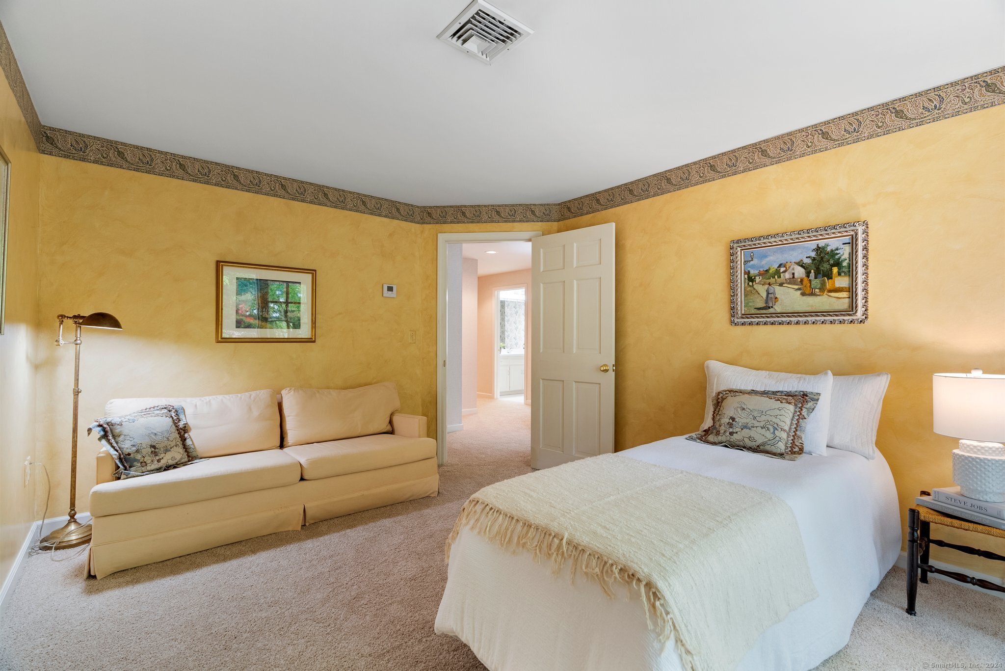 13 Chiltern Street