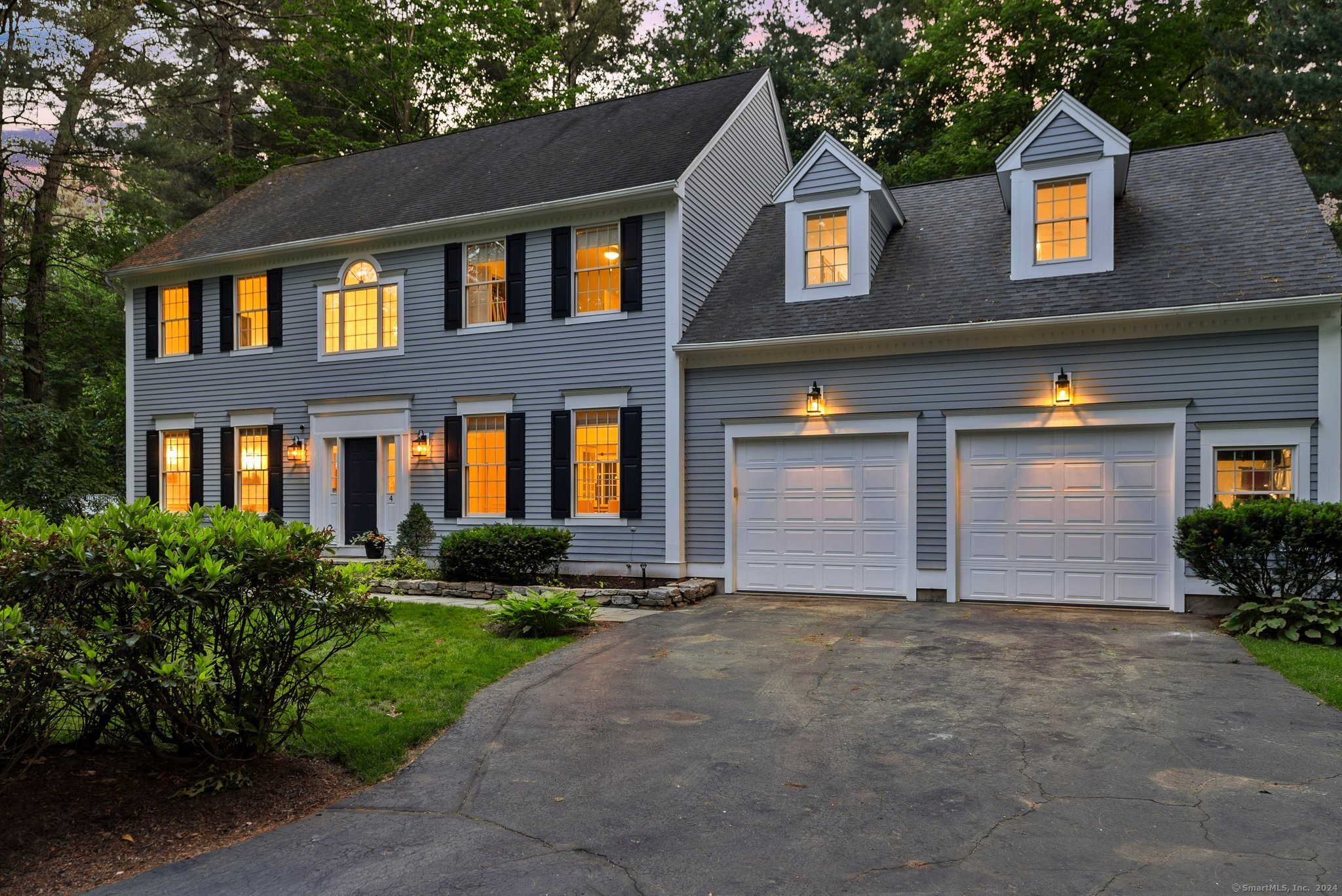 4 Ascot Place