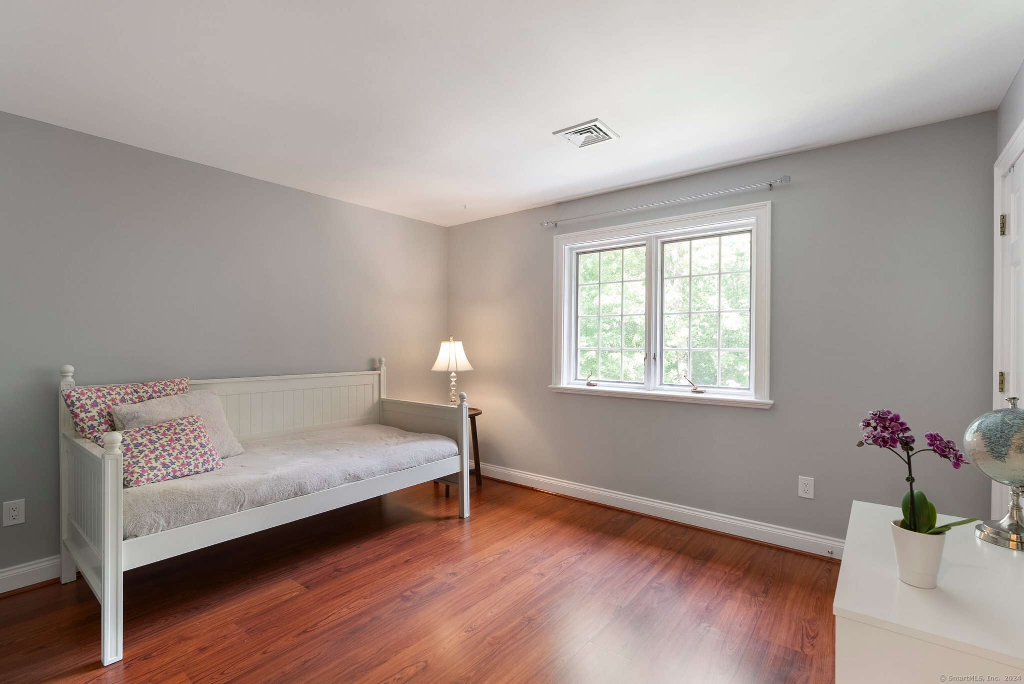 30 Pembroke Hill
