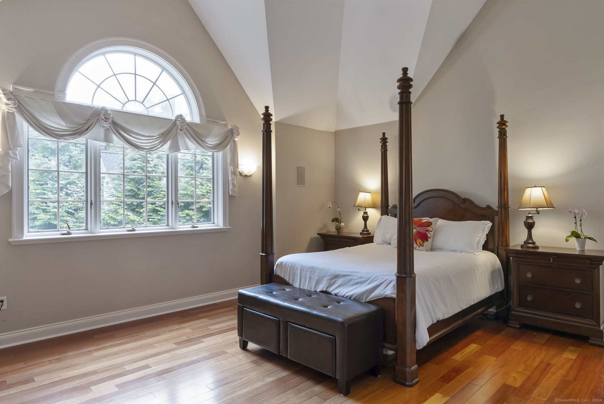 30 Pembroke Hill