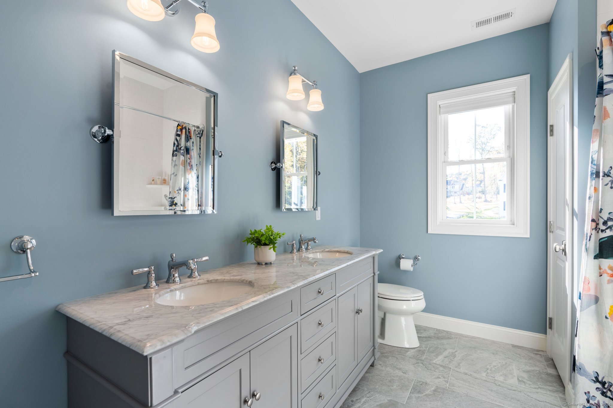 62 Bridgehampton Crossing
