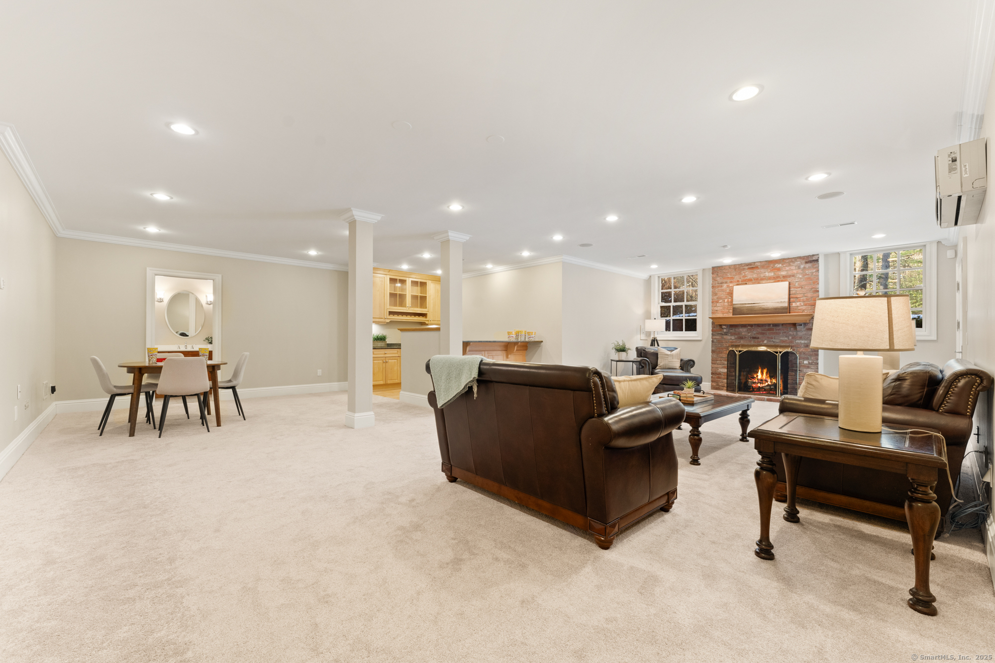 7 Farnham Way